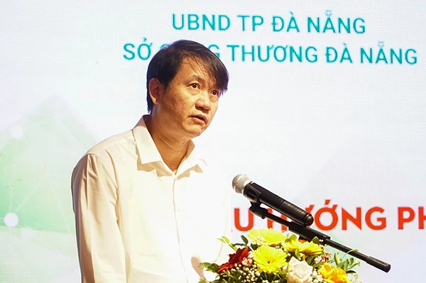 Ông Phương Hoàng Kim phát biểu tại hội thảo.