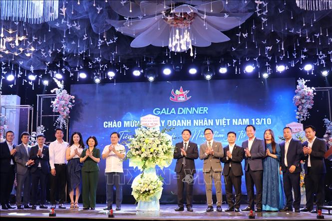 Hành trình chung tay thúc đẩy nền kinh tế