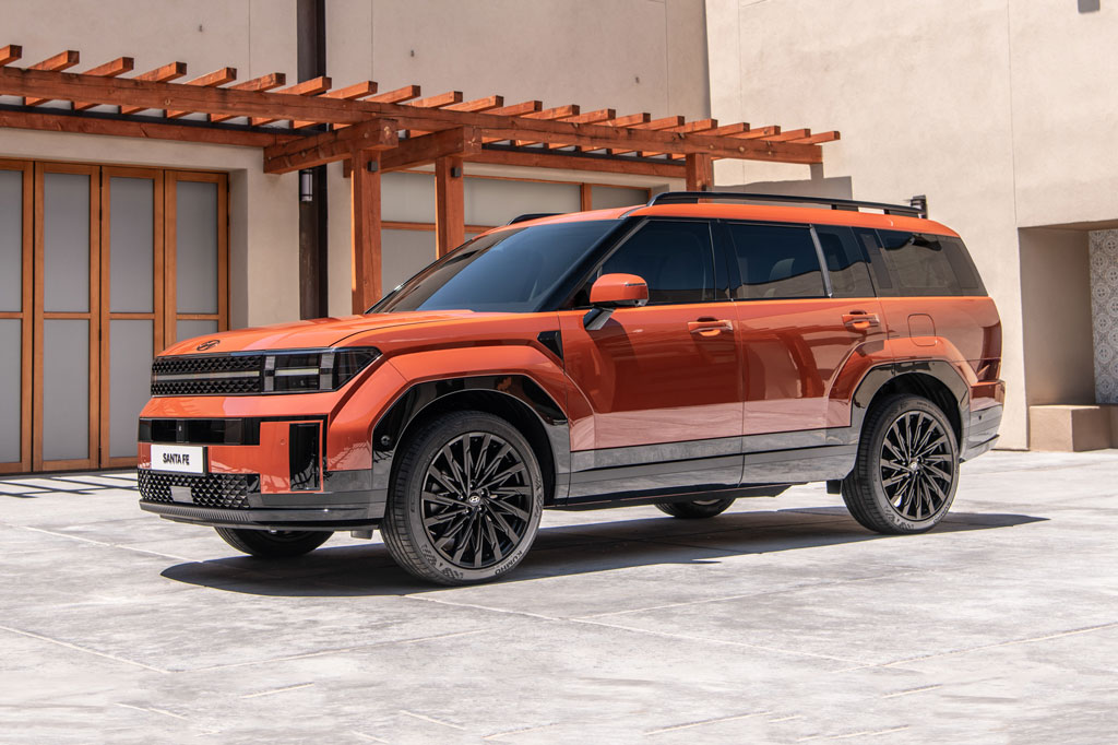 Hyundai Santa Fe Hybrid 2024 chốt giá từ 684 triệu đồng