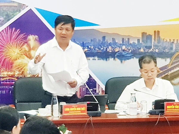 Chủ tịch HĐND TP Đà Nẵng Lương Nguyễn Minh Triết phát biểu tại hội nghị.