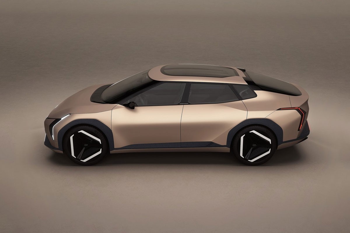 Kia chính thức hé lộ hình ảnh xe điện EV4 