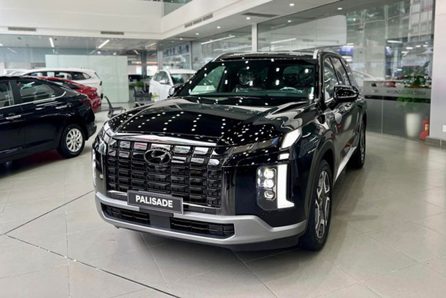 Khách mua Hyundai Palisade 7 chỗ phải chờ đến đầu năm sau, hết hưởng ưu đãi gần 100 triệu