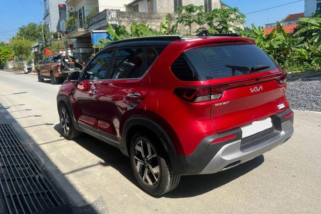 Kia Sonet "siêu lướt" mới chạy 7.000 km đã rao bán với mức giá khó tin
