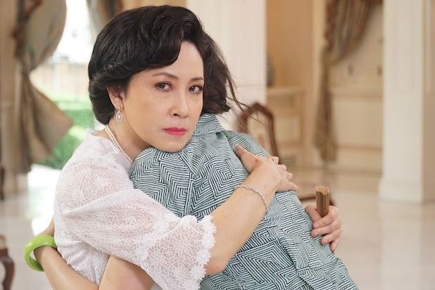 Hôm con dâu ký đơn ly hôn, mẹ chồng sang tận nhà gõ cửa dặn: “Bắt chia tài sản, đừng dại đi tay trắng”