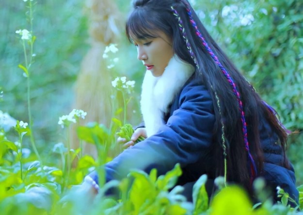 'Tiên nữ đồng quê' Lý Tử Thất tái xuất sau nhiều năm sống ẩn, diện mạo hiện tại ra sao mà khiến nhiều người hâm mộ bất ngờ?