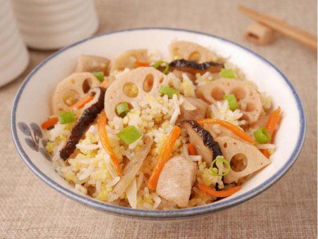 9 thực phẩm chuyên gia khuyên không nên ăn cùng nhau, riêng cơm nhất định không ăn cùng 2 món rau này