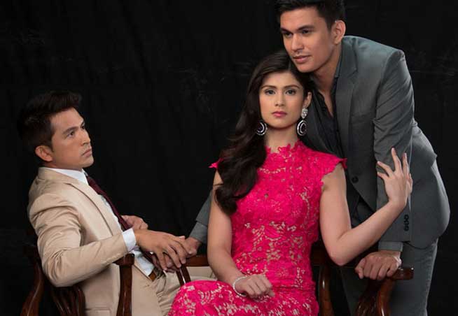 Trốn trong góc nhà, tôi vô tình phát hiện bí mật ghê tởm của người chồng hoàn hảo