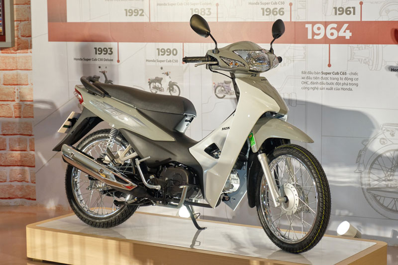 Cận cảnh Honda Wave Alpha phiên bản cổ điển tại đại lý, giá 19,29 triệu đồng