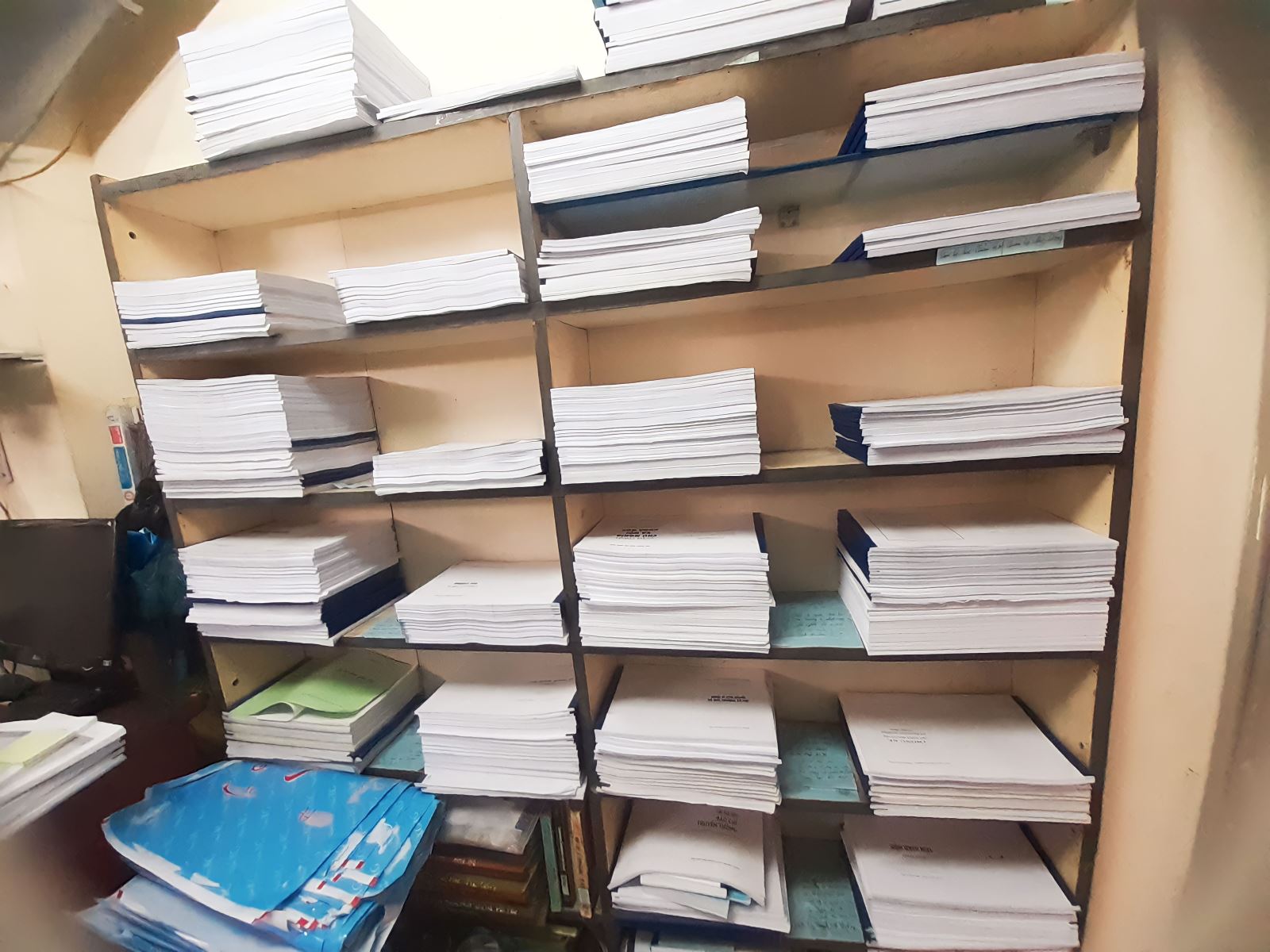 Thản nhiên mua bán giáo trình photo tại các trường đại học