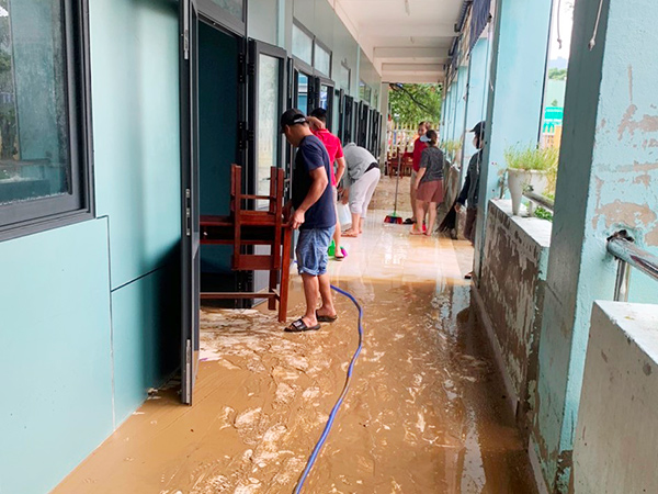 Đà Nẵng: Cho học sinh nghỉ học tại các khu vực nguy hiểm, ngập lụt
