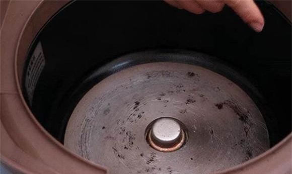 nồi cơm điện, vệ sinh nồi cơm điện, mẹo hay