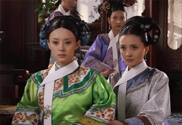Tại sao phi tần sau khi được hoàng thượng thị tẩm lại cần người dìu về cung? 3 phi tần, hoàng thượng, thị tẩm, nhà Thanh