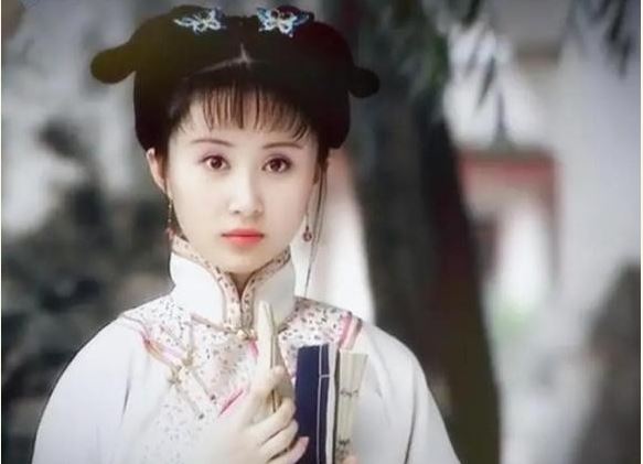 Vị cung nữ không bao giờ tắm nhưng được Hoàng đế Khang Hy cả đời kính nể, coi như mẹ ruột, chết được Hoàng đế để tang