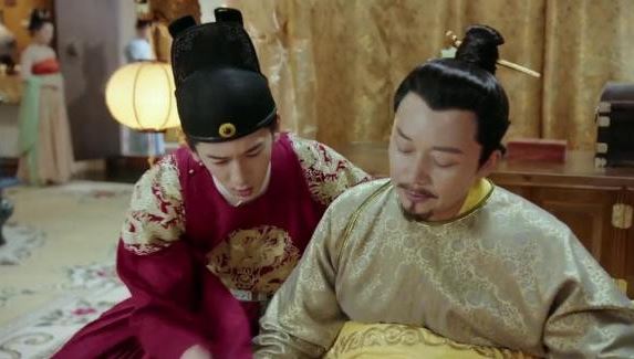 Tại sao Hoàng đế luôn đặt một thanh gỗ ở đầu giường? Các phi tần sau khi nhìn thấy, hai chân trở nên yếu ớt, toát mồ hôi lạnh