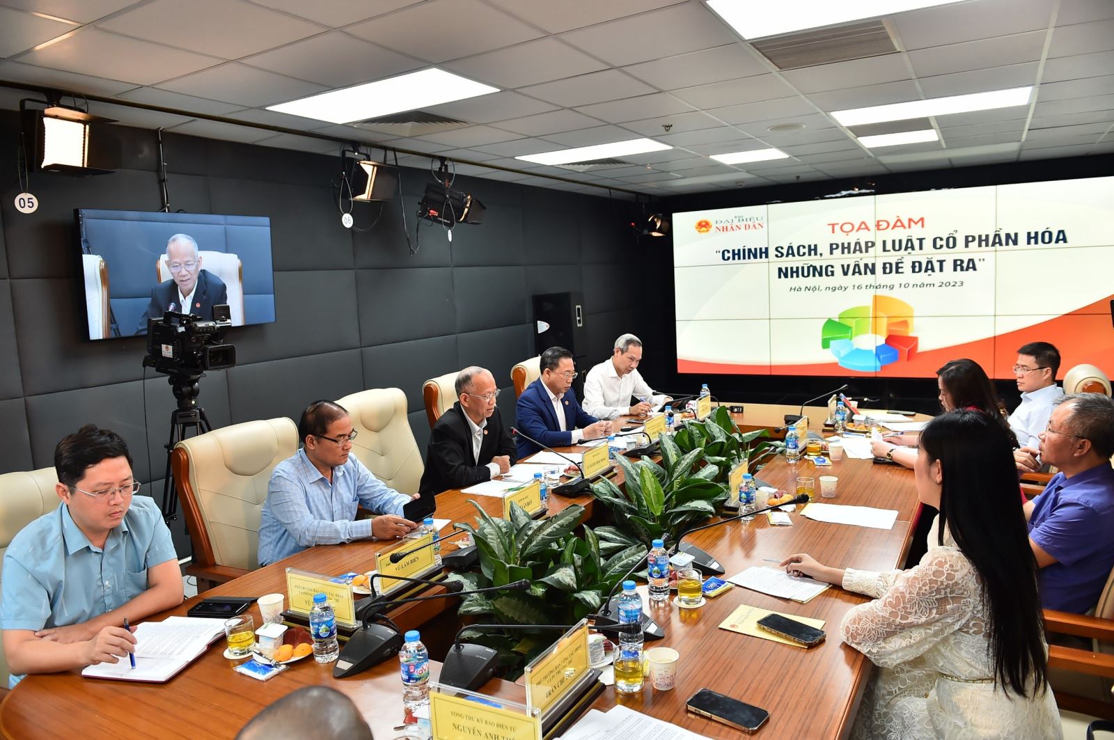 Hoàn thiện pháp lý, cơ chế để đẩy nhanh tiến độ và chất lượng cổ phần hóa  doanh nghiệp 