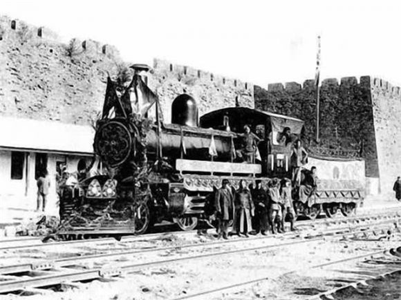 Từ Hi, Từ Hi thái hậu, Từ Hi thái hậu lần đầu đi tàu hỏa, xe lửa, nhà Thanh