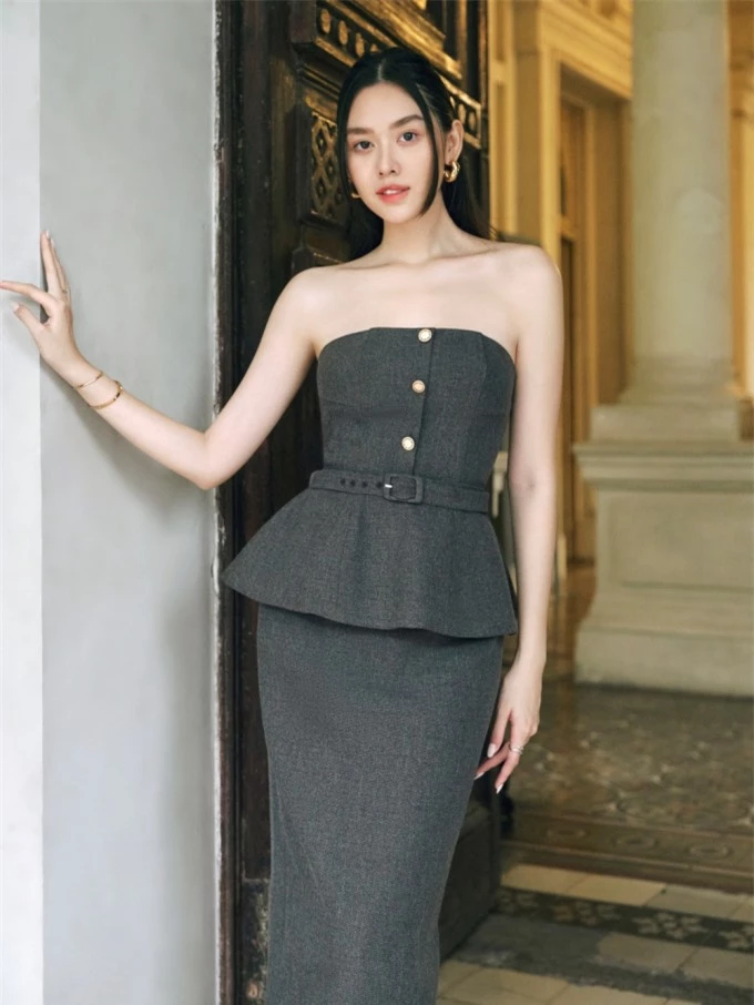 Á hậu Tường San gợi ý cách lên đồ thu đông chuẩn phong cách quiet luxury Á hậu Tường San gợi ý cách lên đồ thu đông chuẩn phong cách quiet luxury