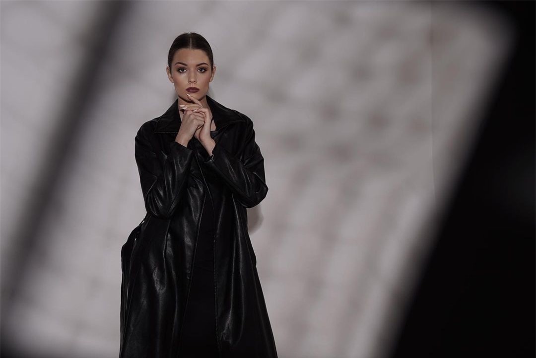 Nhan sắc người đẹp vượt qua 85.000 thí sinh đăng quang Hoa hậu Nga ảnh 16