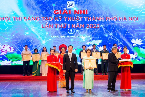 Công trình SUNKOVIR của Sao Thái Dương đạt giải nhì hội thi sáng tạo kỹ thuật TP Hà Nội