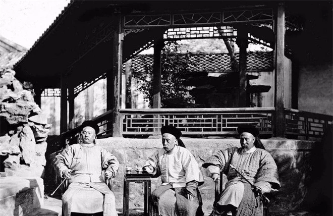 Loạt ảnh hiếm của quan lại cuối nhà Thanh: Có “kinh thành tam thiếu” nổi tiếng thời hoàng đế Quang Tự - Ảnh 2.