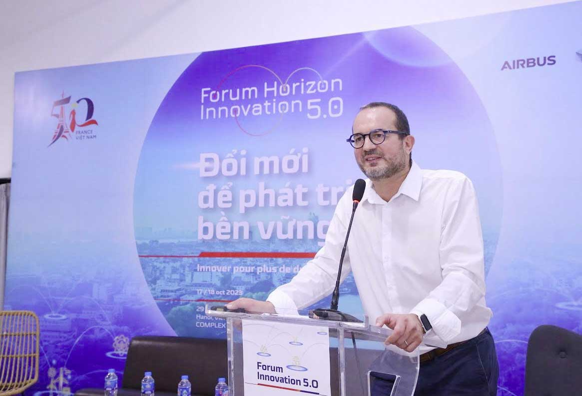 Thúc đẩy đổi mới sáng tạo, phát triển bền vững ngành hàng không