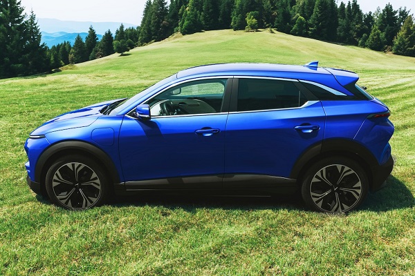 VinFast VF 6 chính thức nhận lái thử và đặt cọc vào ngày Phụ nữ Việt Nam 20/10