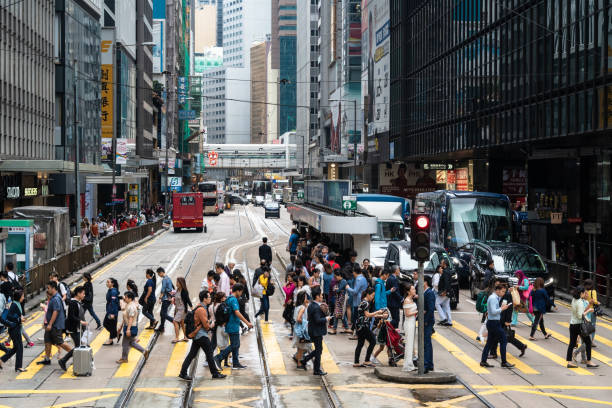 Doanh số iPhone 15 thất vọng, Tim Cook tức tốc đến Trung Quốc