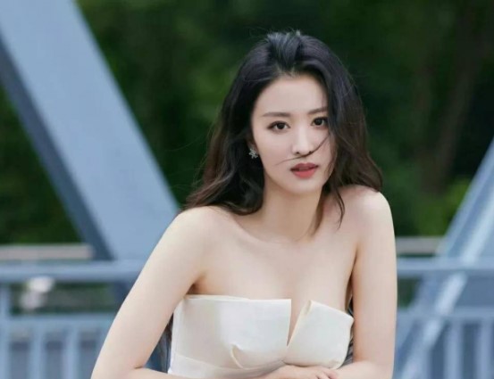 Vương Sở Nhiên biến đổi nhan sắc vì filter ở phim mới, bị chê quá già còn chẳng hợp tạo hình cổ trang