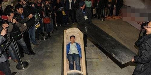 quan-tai (1).jpg 1 quan tài, người xưa, tang lễ, đóng đinh