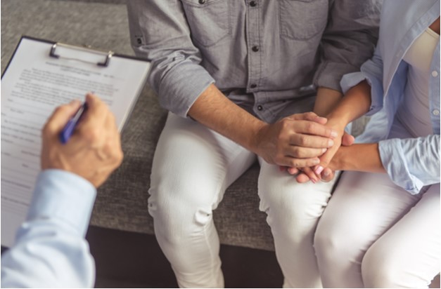 Nghĩ mình vừa triệt sản xong nên 'xả láng' với nhân tình, ai ngờ cô ấy khoe bụng bầu còn trơ tráo đòi 5 tỷ