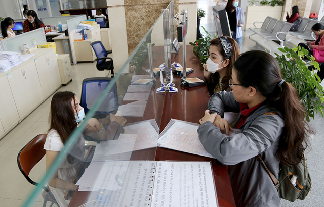 Người dân mong chờ đơn giản hóa thủ tục về đất đai