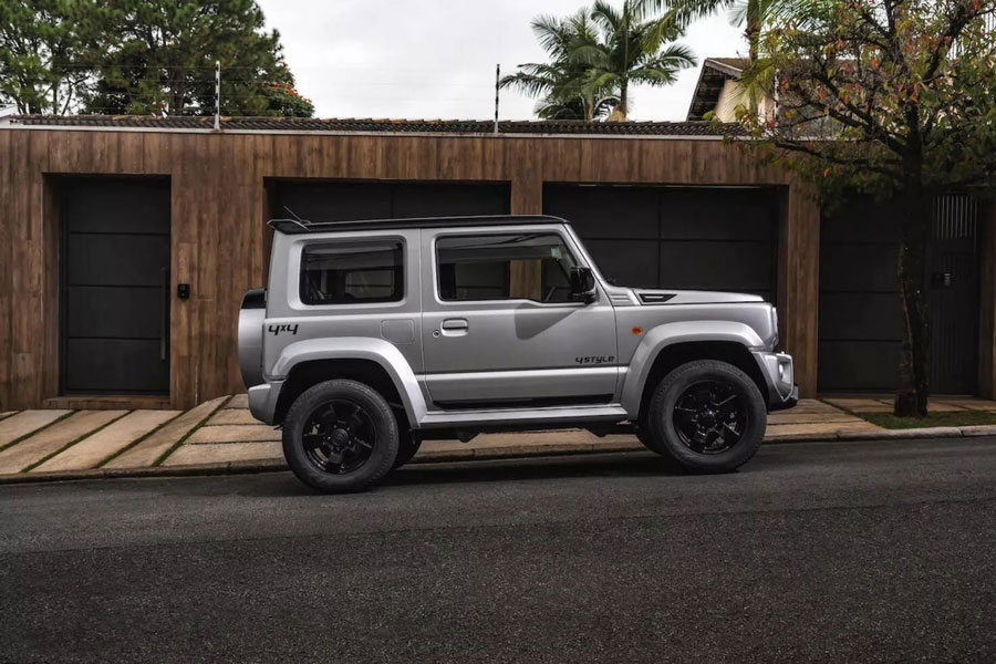 Suzuki Jimny có thêm phiên bản mới, giá hơn 960 triệu đồng