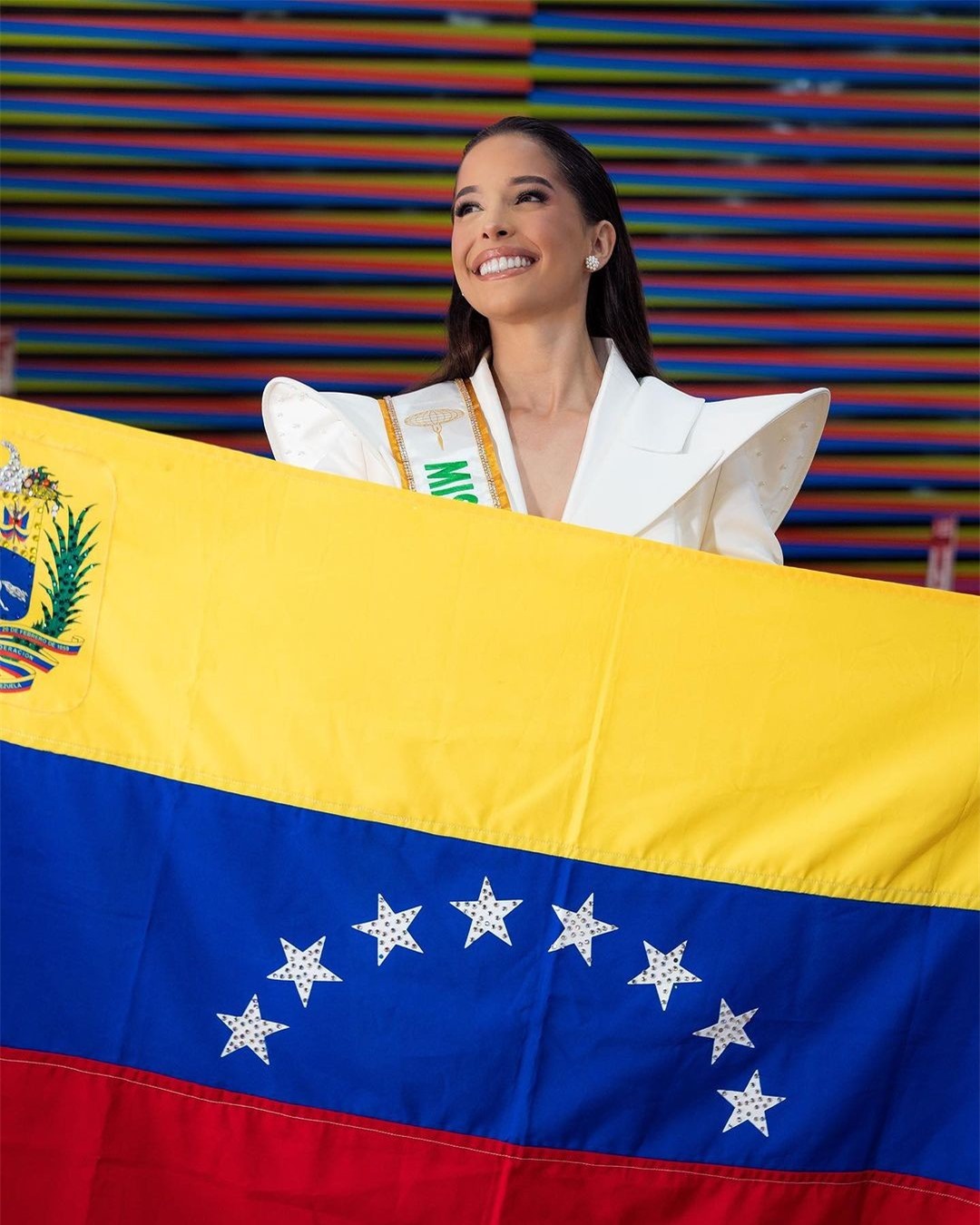 Dàn đối thủ của Phương Nhi khởi hành đi Nhật thi Hoa hậu Quốc tế ảnh 22