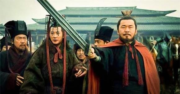 tao-thao-va-han-hien-de-01-ngoisaovn-w660-h345 4 Tam Quốc Diễn Nghĩa, Tào Tháo, con gái Tào Tháo, Hán Hiến Đế