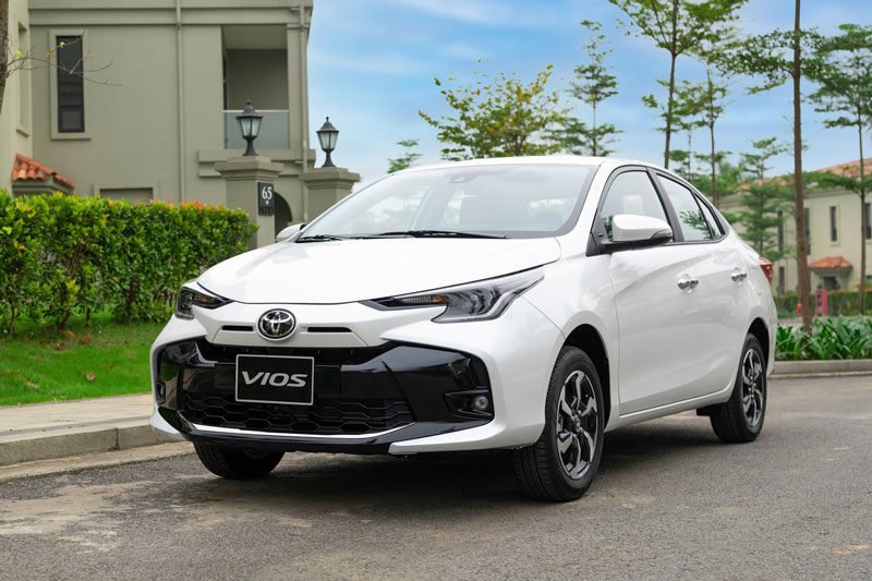 Toyota Vios ưu đãi kỷ lục tới 70 triệu đồng, quyết đấu Accent, City