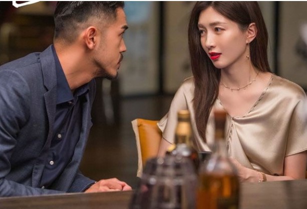 Cho bồ sinh ở viện xịn nhưng bỏ mặc vợ bầu, tôi chết sững khi gặp đại gia đưa vợ mình đi đẻ