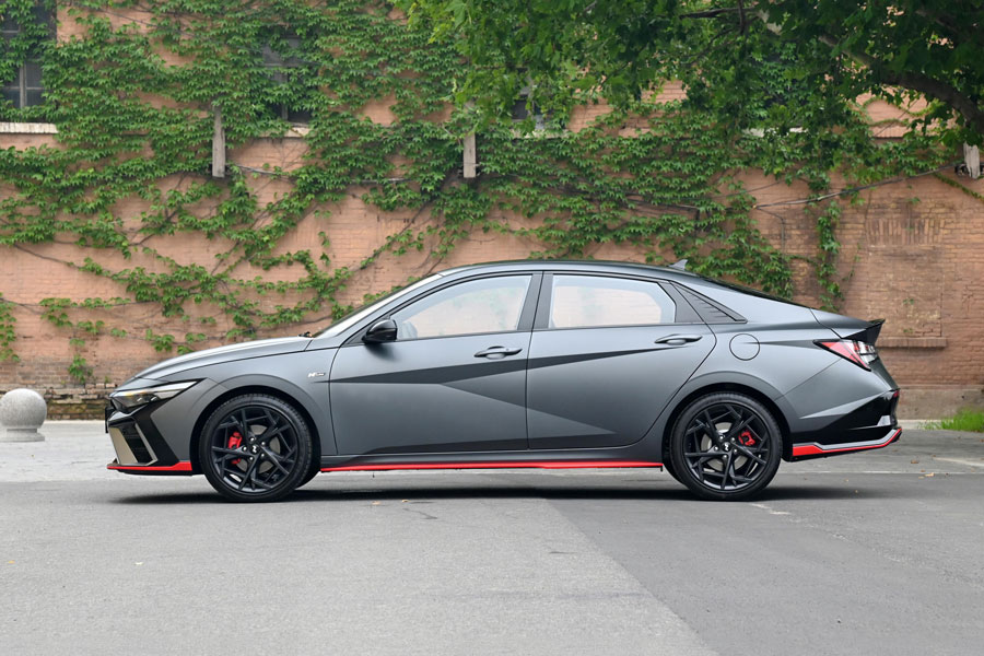 Hyundai Elantra N Line 2024 ra mắt, giá khởi điểm hơn 420 triệu đồng