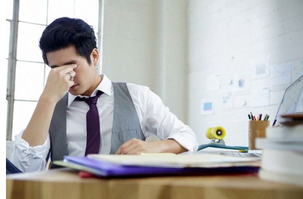 Thương tình nên tôi cho mẹ của người yêu cũ 2 triệu, không ngờ ngay hôm sau, bạn gái mới đã đưa trả lại số tiền đó kèm câu nói khiến tôi giận tê tái