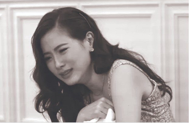 Anh ta muốn có tất cả, kể cả ngoại tình!