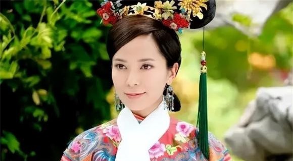 2 chị em ruột gả cho Khang Hi 3 Khang Hi, vua Khang Hi, 2 chị em ruột gả cho Khang Hi, nhà Thanh, triều đại nhà Thanh