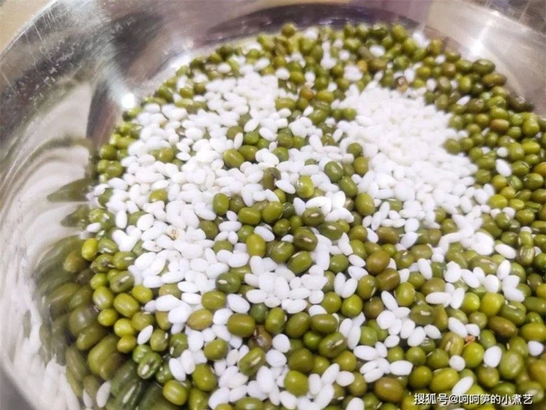 Loại hạt được gọi là "vua giải độc", dưỡng gan cực tốt, ở Việt Nam nhiều vô kể, mua vài nghìn được cả nắm - 2
