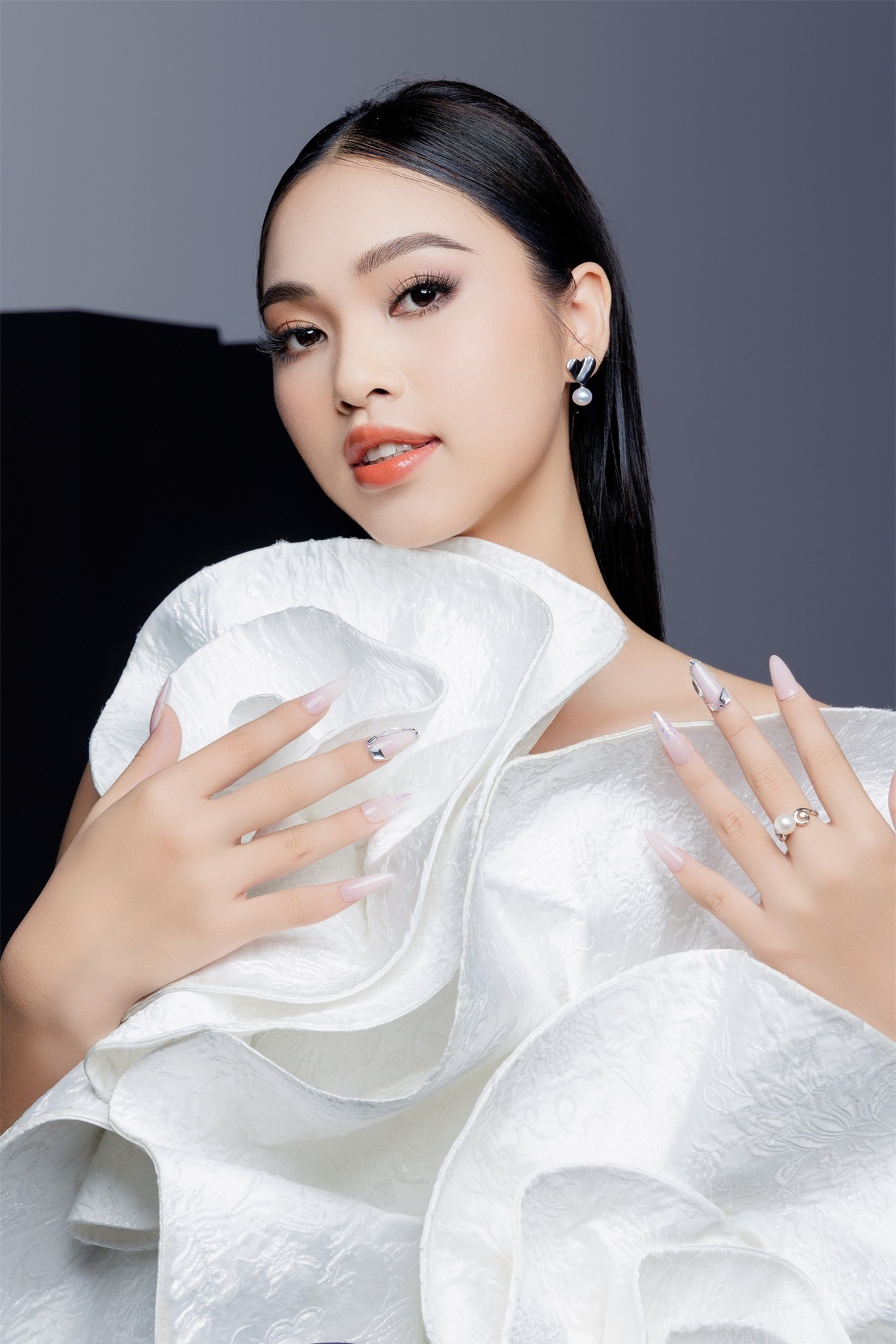 Nhan sắc cô gái cao 1,77 m là Á hậu 1 tại Hoa hậu Trái Đất Việt Nam ảnh 7