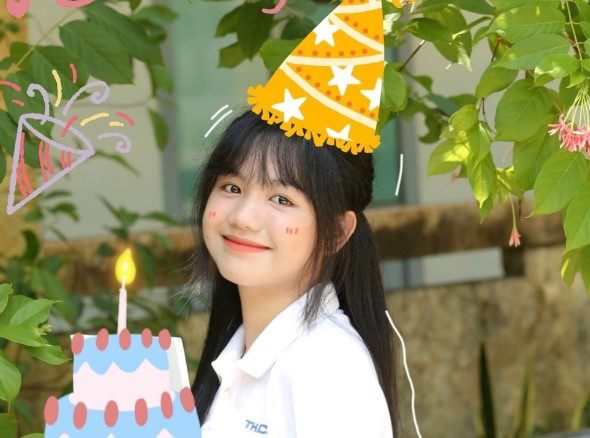 Nhan sắc dàn hotgirl Olympia chuẩn "con nhà người ta", lên tivi chỉ son môi cũng xinh ngất ngây