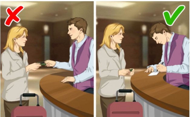 9 mẹo phòng thân khi ra đường mọi phụ nữ cần biết