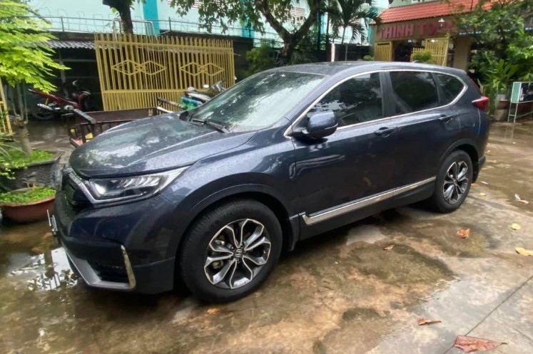 Bất ngờ mức giá chào bán của Honda CR-V "siêu lướt" sau 2 năm lăn bánh