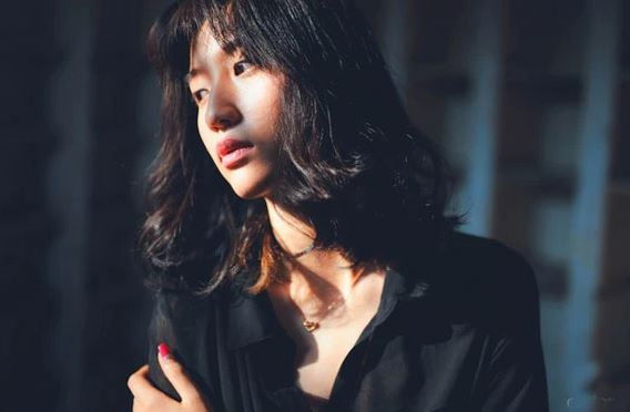 Bồ của chồng gọi cho vợ vênh váo "em sắp sinh, con em cần có bố", vợ cười dịu dàng tặng cho cô ả một món quà sốc rụng rời