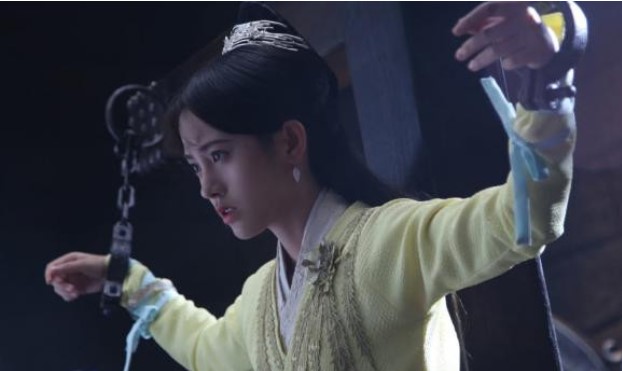 Công cụ tra tấn thời cổ đại chỉ có lược và nước nhưng không nữ tù nhân nào có thể sống sót