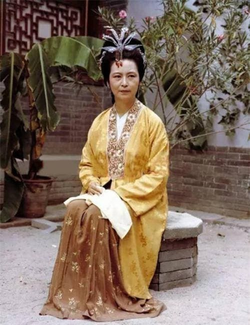 7be9bb39fa7f4349a40e21b2e5dc96d9-ngoisaovn-w500-h649 5 chế độ phong kiến, thê thiếp thời xưa, thê thiếp thời cổ đại, hồng lâu mộng, giả bảo ngọc