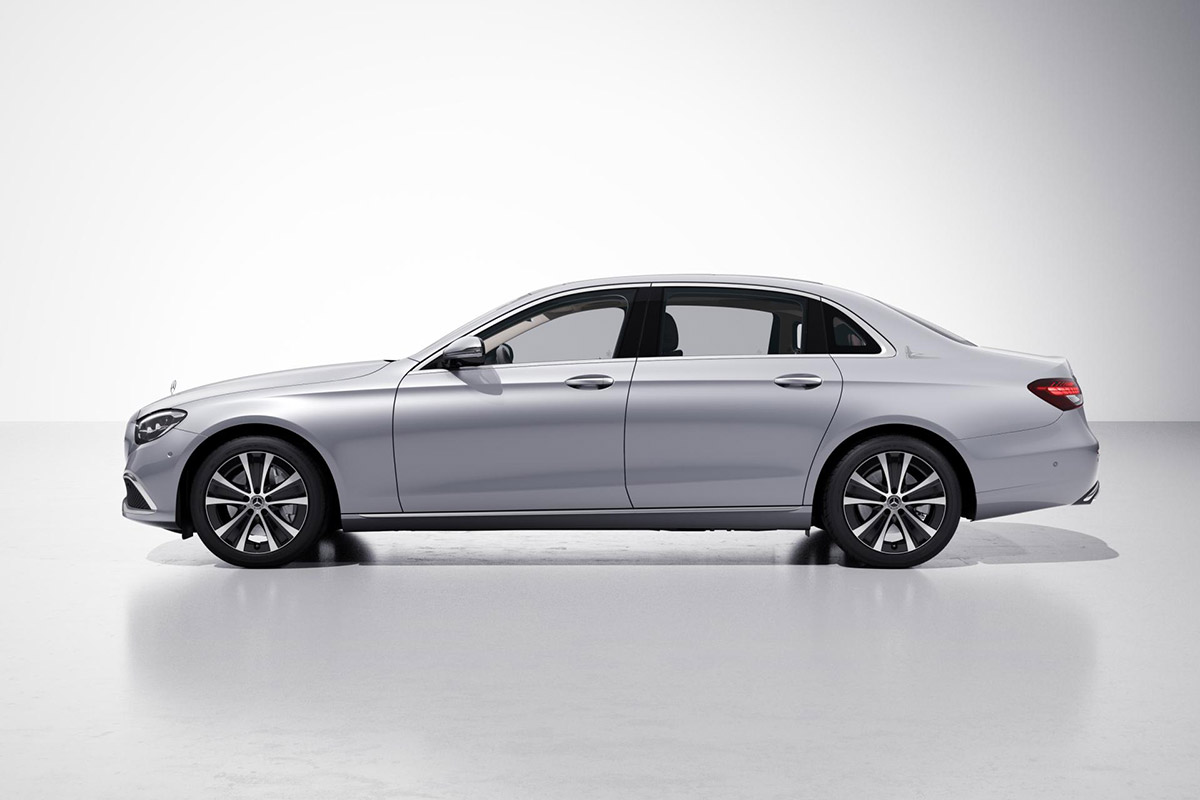 Chi tiết Mercedes-Benz E-Class phiên bản trục cơ sở dài vừa ra mắt