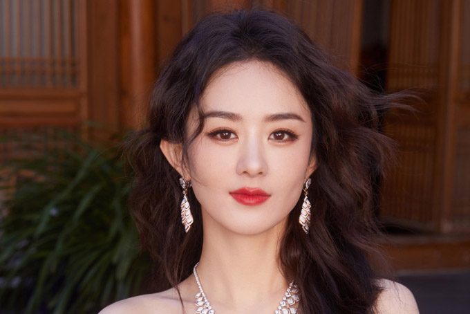 Triệu Lệ Dĩnh gây sốt với màn khoe nhan sắc ở tuổi 35, đỉnh cao thế nào mà chấp cả cam thường?